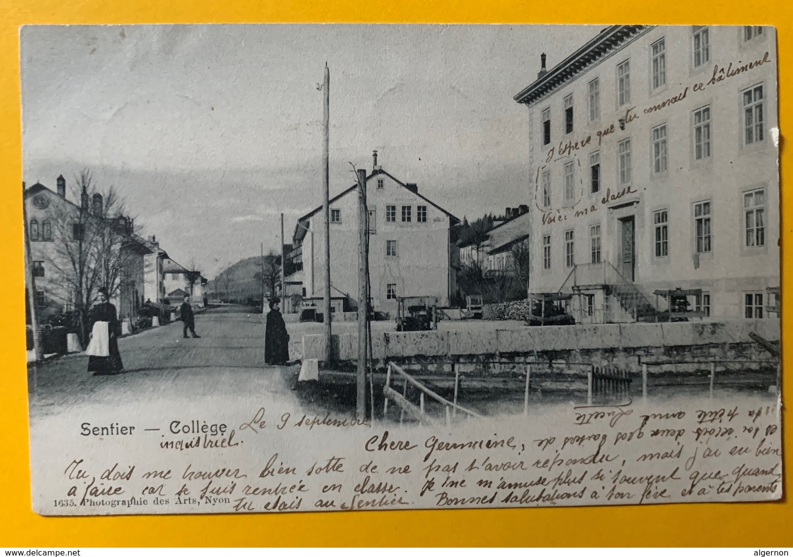 8804 -  Sentier - Collège - Le Chenit