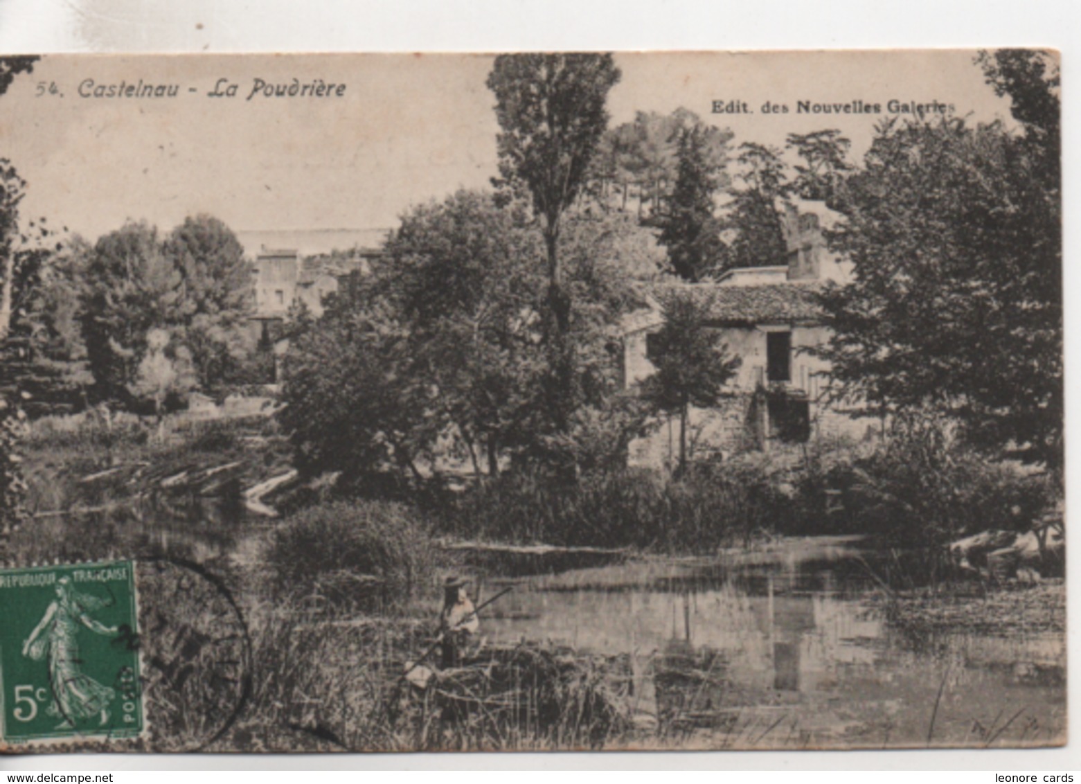 Cpa.34.Castelnau.La Poudrière.animé Un Personnage Dans Une Barque. - Castelnau Le Lez