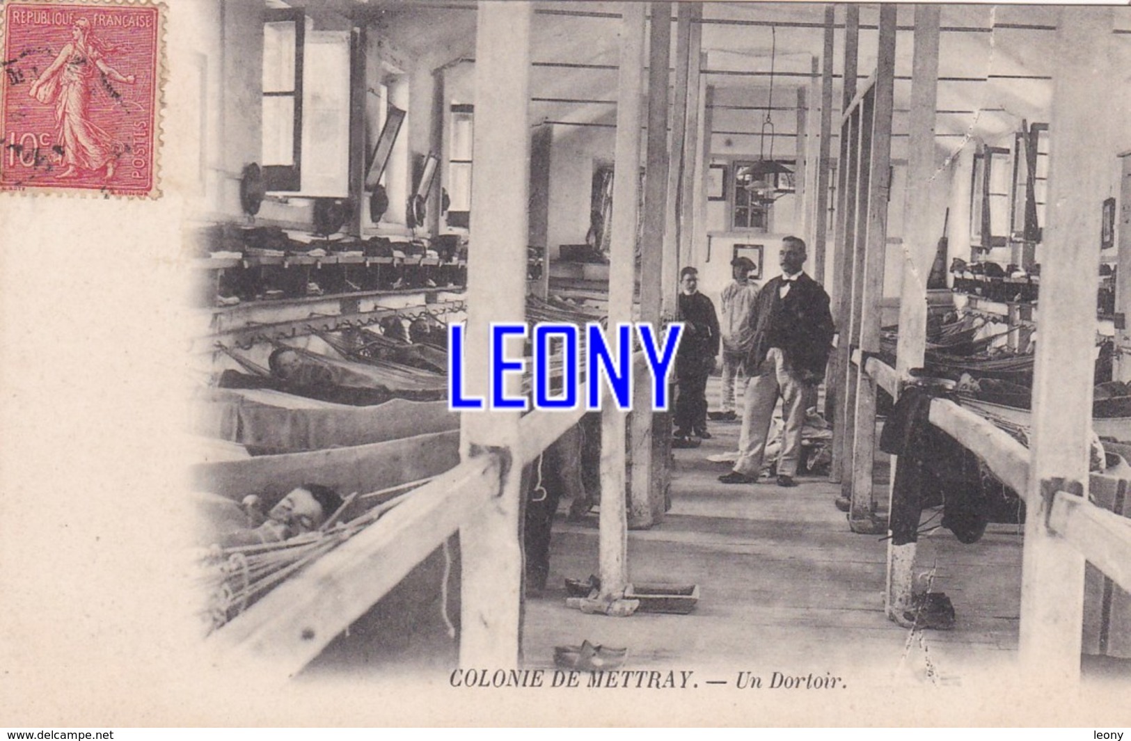 CPA De  METTRAY (37) - COLONIE - Un DORTOIR - - Mettray