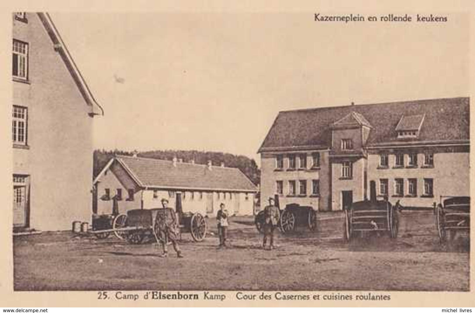 Elsenborn - Camp - Kamp - Cour Des Casernes Et Cuisines Roulantes - Kaserneplein En Rollende Keukens - Elsenborn (Kamp)