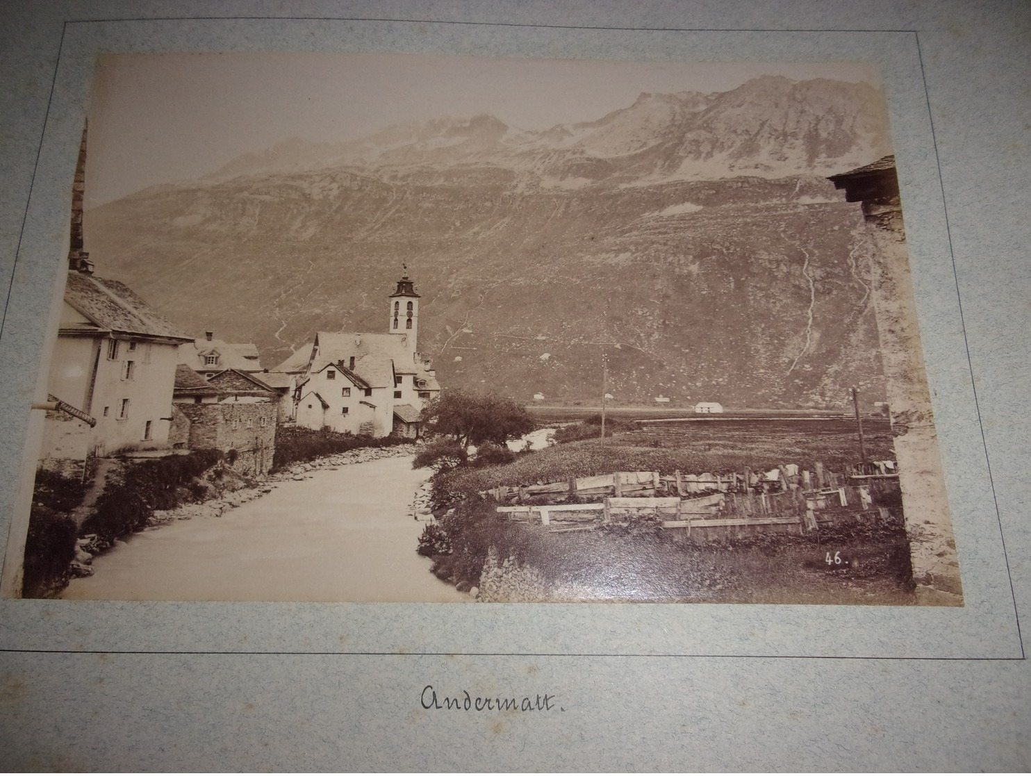 RARE LOT DE 2  PHOTOS  1888 Switzerland SUISSE   UR Uri Andermatt  VUE DU VILLAGE ET VUE DE L OBERALP - Antiche (ante 1900)