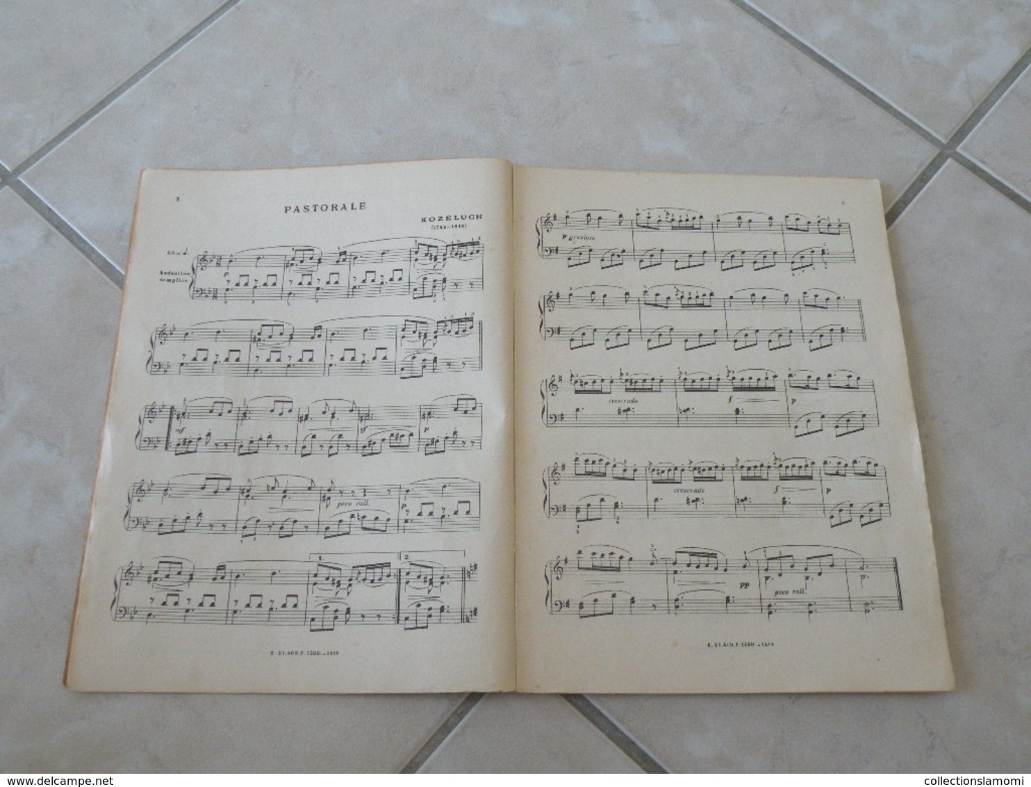 Les Classiques Favoris du Piano -(Voir les photos table des 40 titres )- Livre de Partition 106 pages