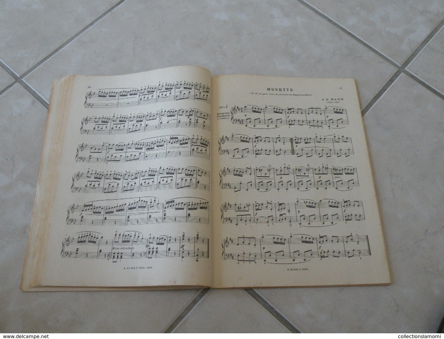 Les Classiques Favoris du Piano -(Voir les photos table des 40 titres )- Livre de Partition 106 pages