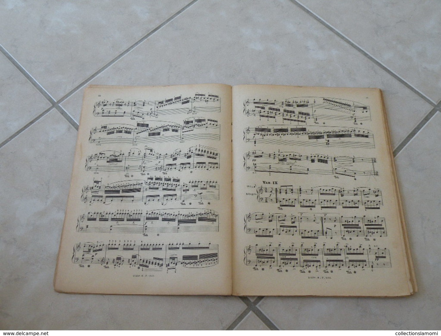 Les Classiques Favoris du Piano -(Voir les photos table des 29 titres)- Livre de Partition 139 pages