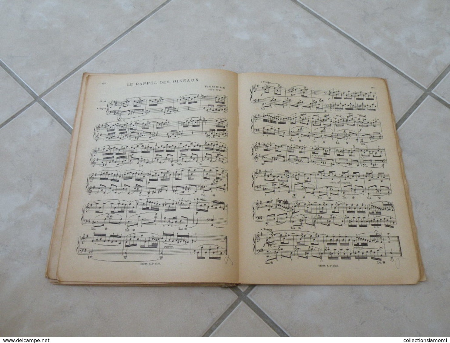 Les Classiques Favoris du Piano -(Voir les photos table des 29 titres)- Livre de Partition 139 pages