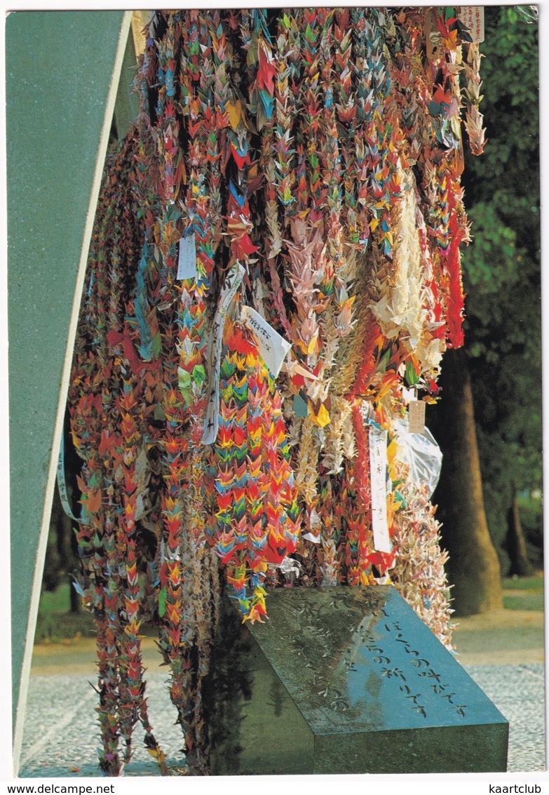 Statue 'Children Suffered From A-Bomb'  - Paper Cranes - Hiroshima -  (Nippon/Japan) - Hiroshima