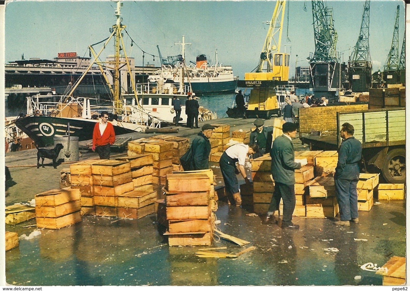 Boulogne Sur Mer-2 Cartes -le Debarquement De Poisson-retour De Peche- Cpm - Boulogne Sur Mer