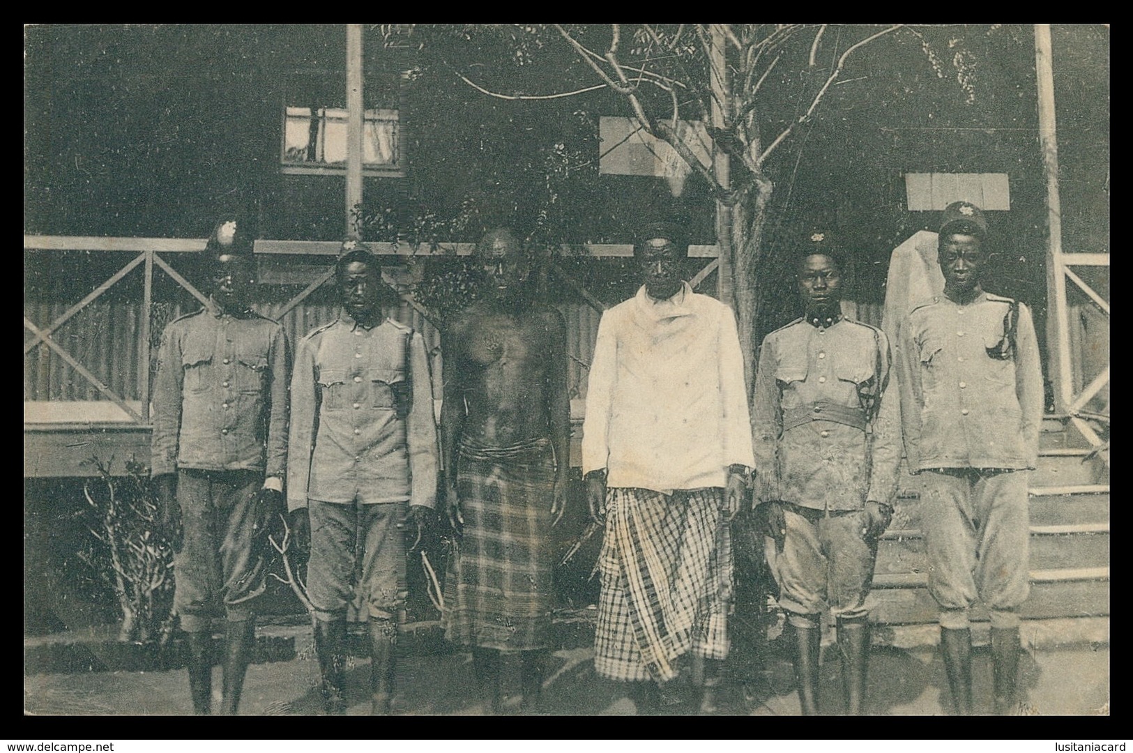 BEIRA - COSTUMES ( Ed. A. C. Vieira)   Carte Postale - Mozambique