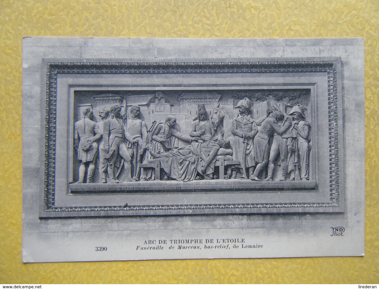 PARIS. L'Arc De Triomphe De L'Etoile. Le Bas Relief Des Funérailles De Marceau Par Lemaire. - Arc De Triomphe