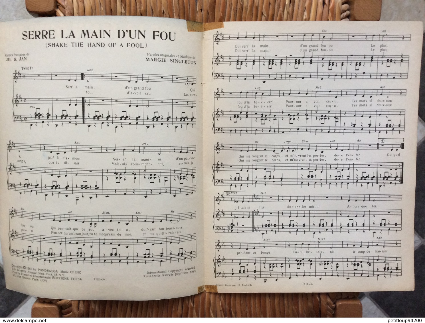 PARTITION MUSICALE  *JOHNNY HALLYDAY  Serre La Main D’Un Fou  Shake Thé Hand Of A Fool - Scores & Partitions