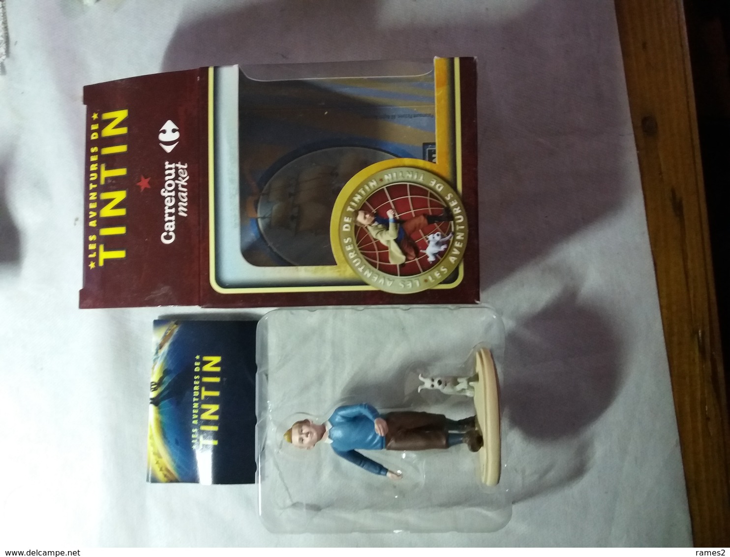 Jouets & Figurines > Figurines > Bandes Dessinées > Tintin - Tintin