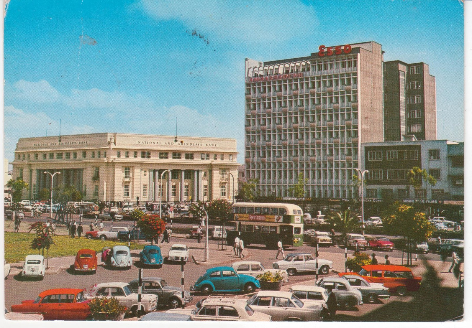 °°° 13348 - KENYA - NAIROBI - GOVERNMENT ROAD - 1973 With Stamps °°° - Kenia