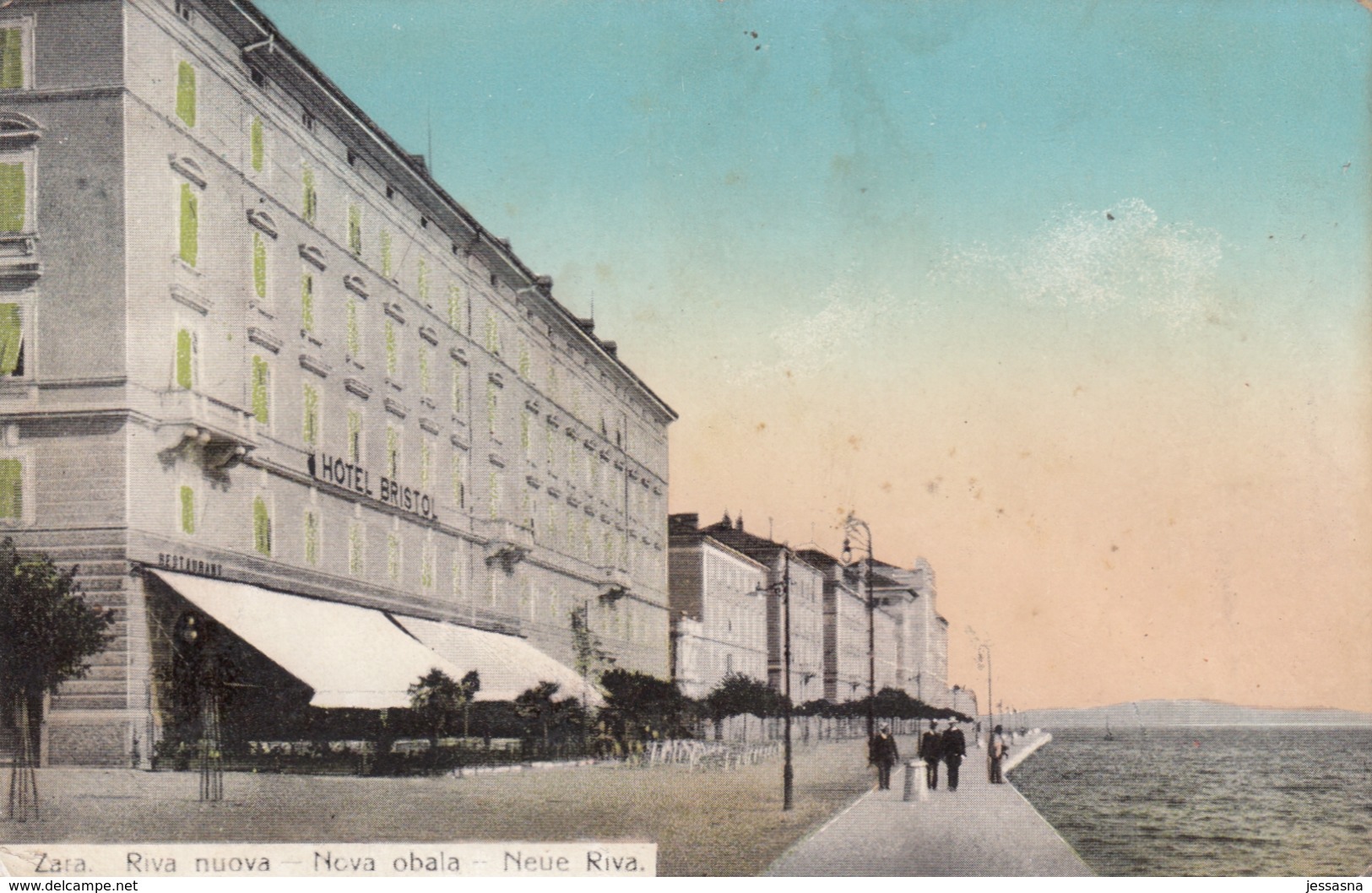 AK - ZARA (Zadar) - Flanierer Am Riva Nuova Mit Hotel Bristol 1912 - Kroatien