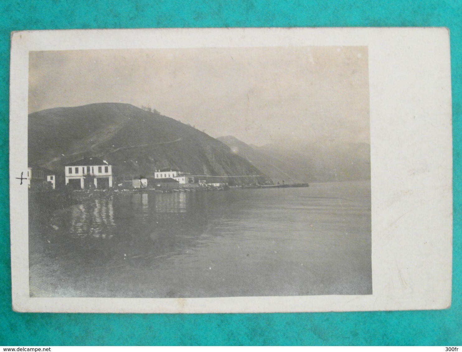 CARTE PHOTO LAC OHRID OU OKHRID MACEDONIE ET ALBANIE ANIMEE MAISONS - Macédoine Du Nord