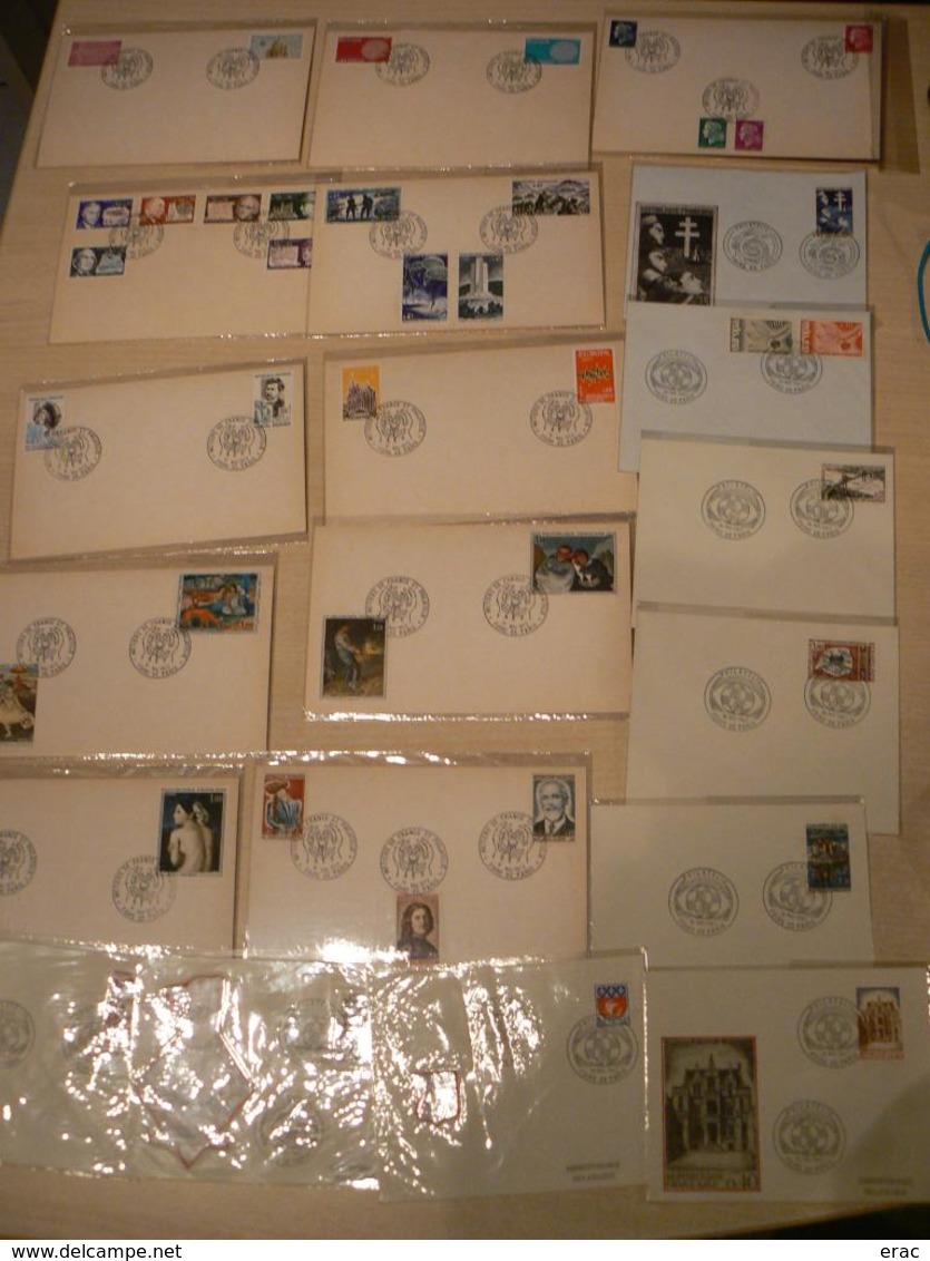 France - Lot d'enveloppes et cartes (900 g environ) - Foire de Paris essentiellement