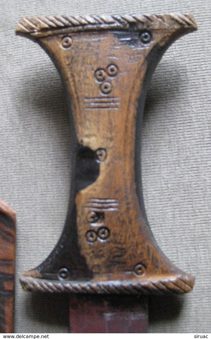 ANCIENNE DAGUE  COUTEAU POIGNARD ETHIOPIE AFRIQUE MANCHE EBENE BRUT ORIGINE - Armas Blancas