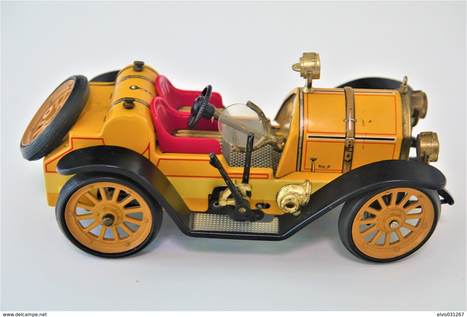 Vintage TIN TOY CAR : Maker SCHUCO - YELLOW 1225 - Mercer Typ 35j 1913 - 18cm - West Germany  - Friction - Collectors E Strani - Tutte Marche