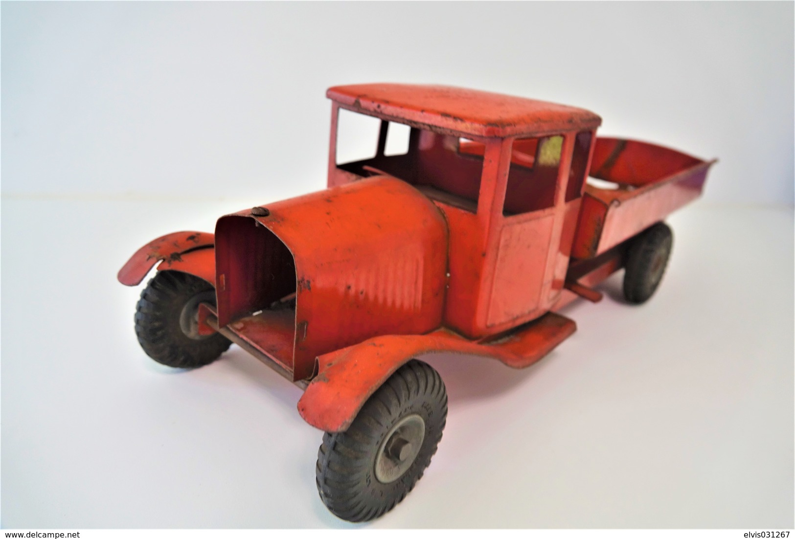 Vintage  : Triang - Lines Bros 'Bedford' Red Tipper Truck Toy - Pressed Steel - Pre War - Collectors & Unusuals - All Brands