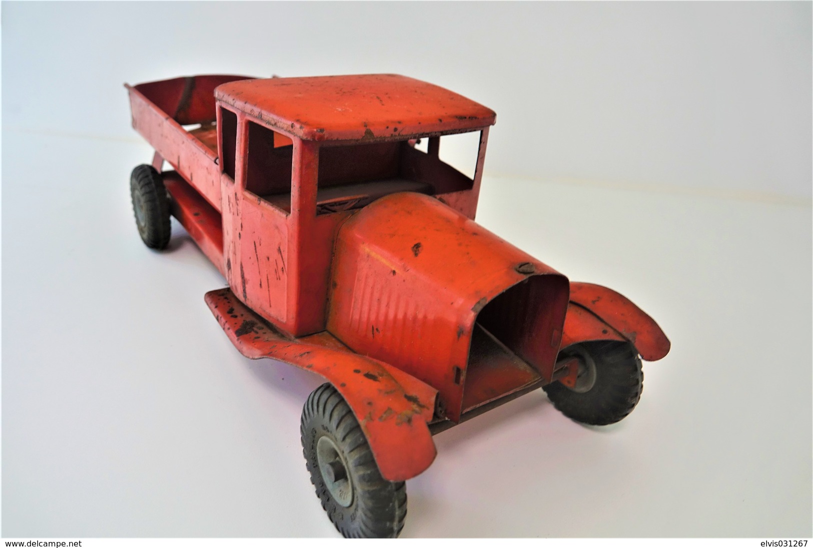 Vintage  : Triang - Lines Bros 'Bedford' Red Tipper Truck Toy - Pressed Steel - pre war