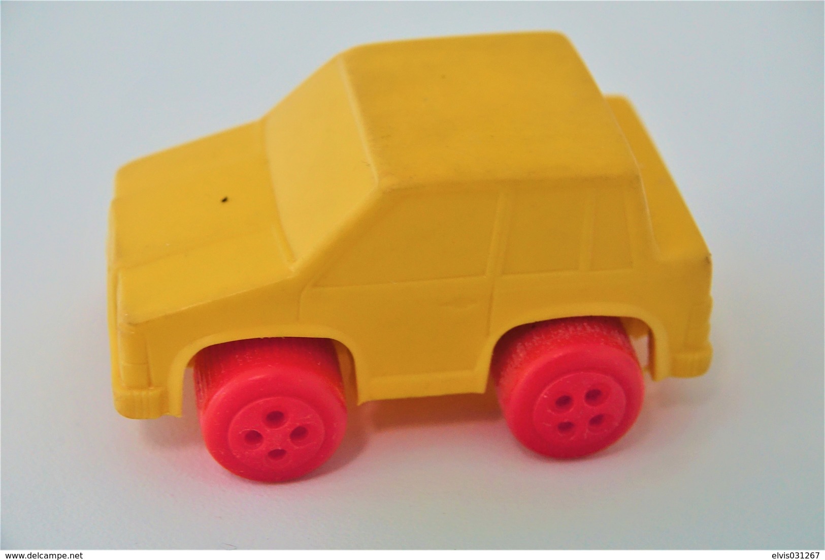 Vintage VINYL TOY CAR : maker VIKINGPLAST SWEDEN - No. 4293 VOLVO 760 - 7.00cm - 19XX - rubber