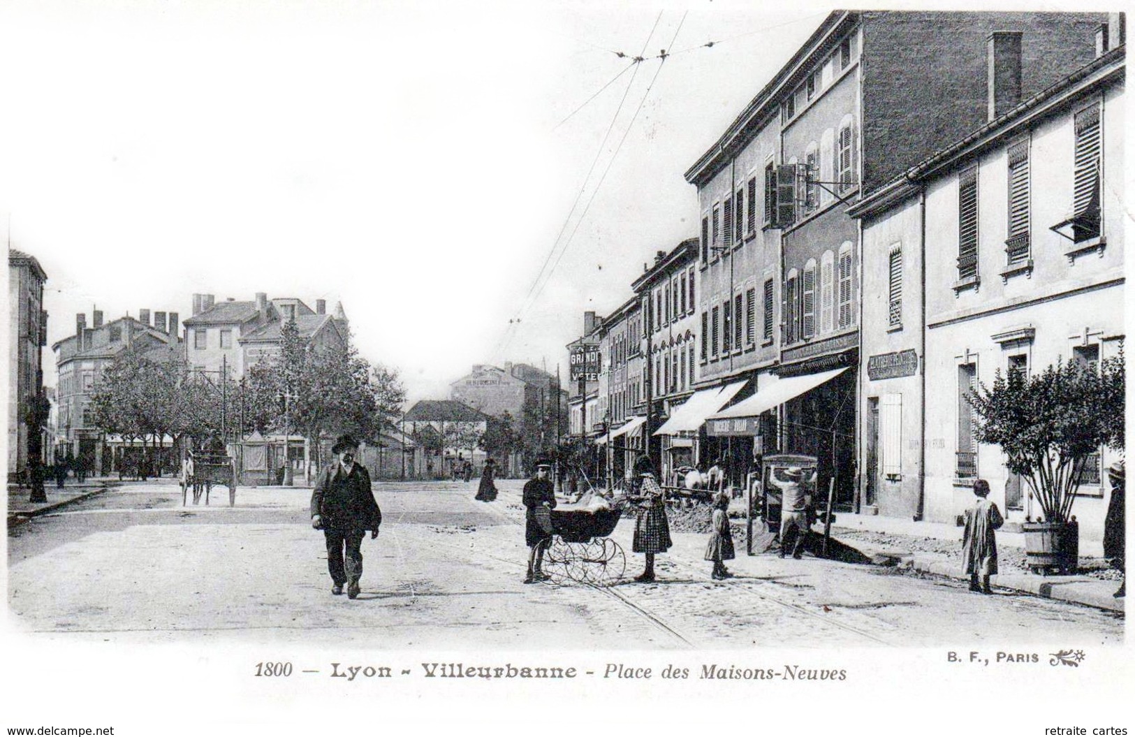 Lyon - Villeurbanne - Place Des Maisons Neuves - Très Beau Plan Animé - Villeurbanne