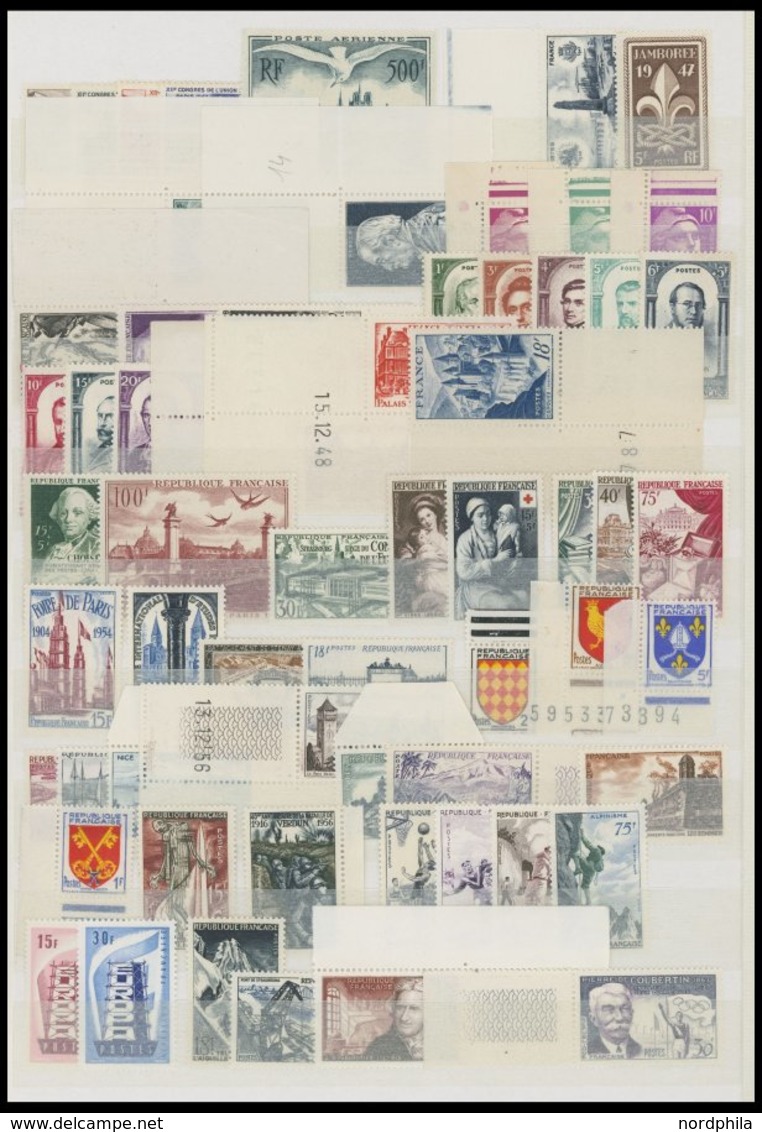 SAMMLUNGEN **, Postfrische Teilsammlung Frankreich Von 1945-60 Mit Mittleren Ausgaben, U.a. Mi.Nr. 782, 1120, 1132-34, P - Collezioni