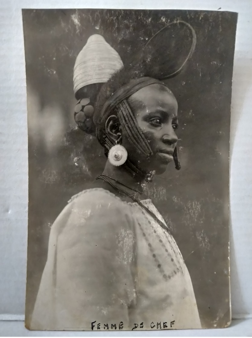 Afrique. Guinée. Conakry 1927. Femme De Chef. Carte Photo - Guinée