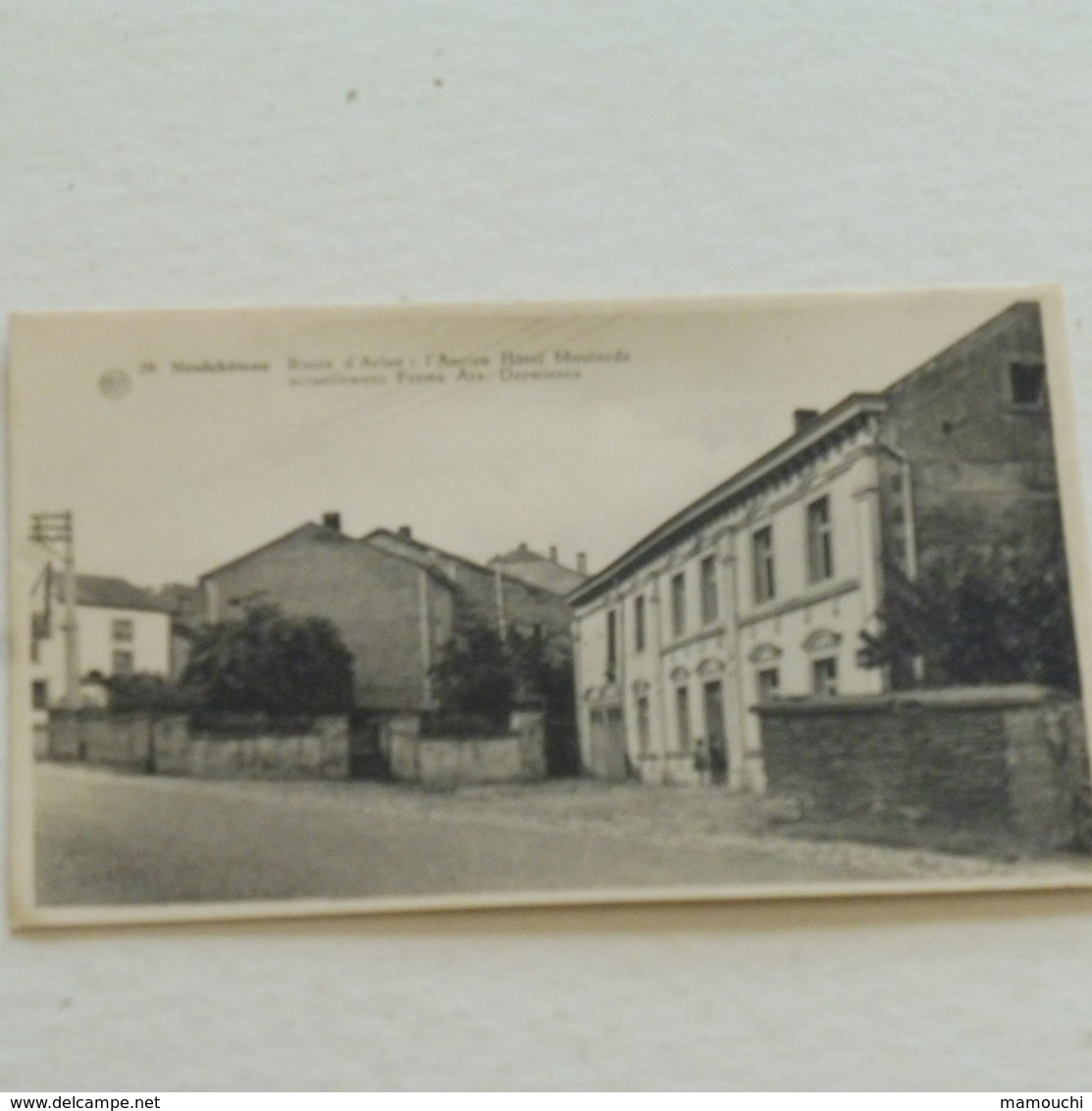 NEUFCHATEAU - Rue D'Arlon , L'ancien Hôtel Moutarde Act; Ferme Ars. Dermience -  Non Envoyée - Neufchâteau