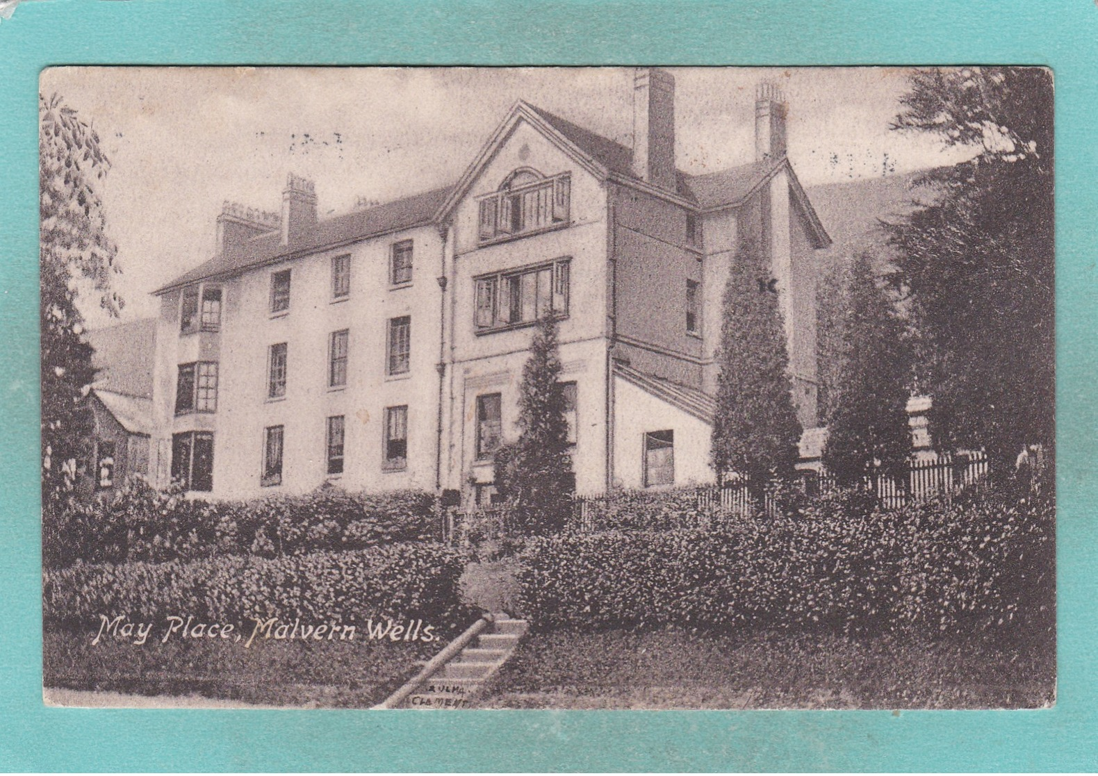 Small Post Card Of May Place,Malvern Wells, Worcestershire,V105. - Other & Unclassified