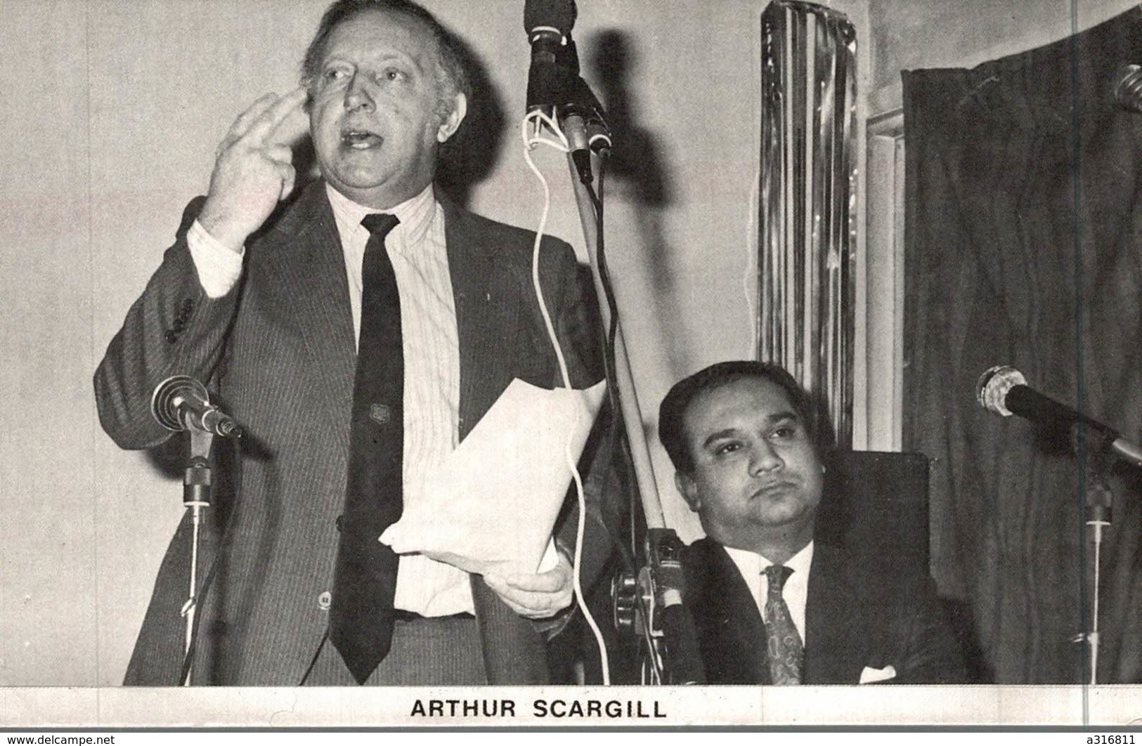 ARTHUR SCARGILL - Hombres Políticos Y Militares