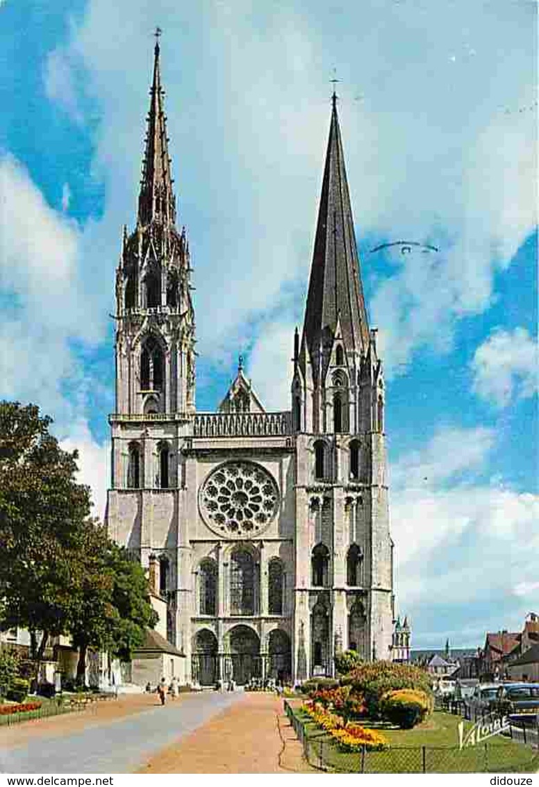 28 - Chartres - La Façade Principale De La Cathédrale - Voir Scans Recto-Verso - Chartres
