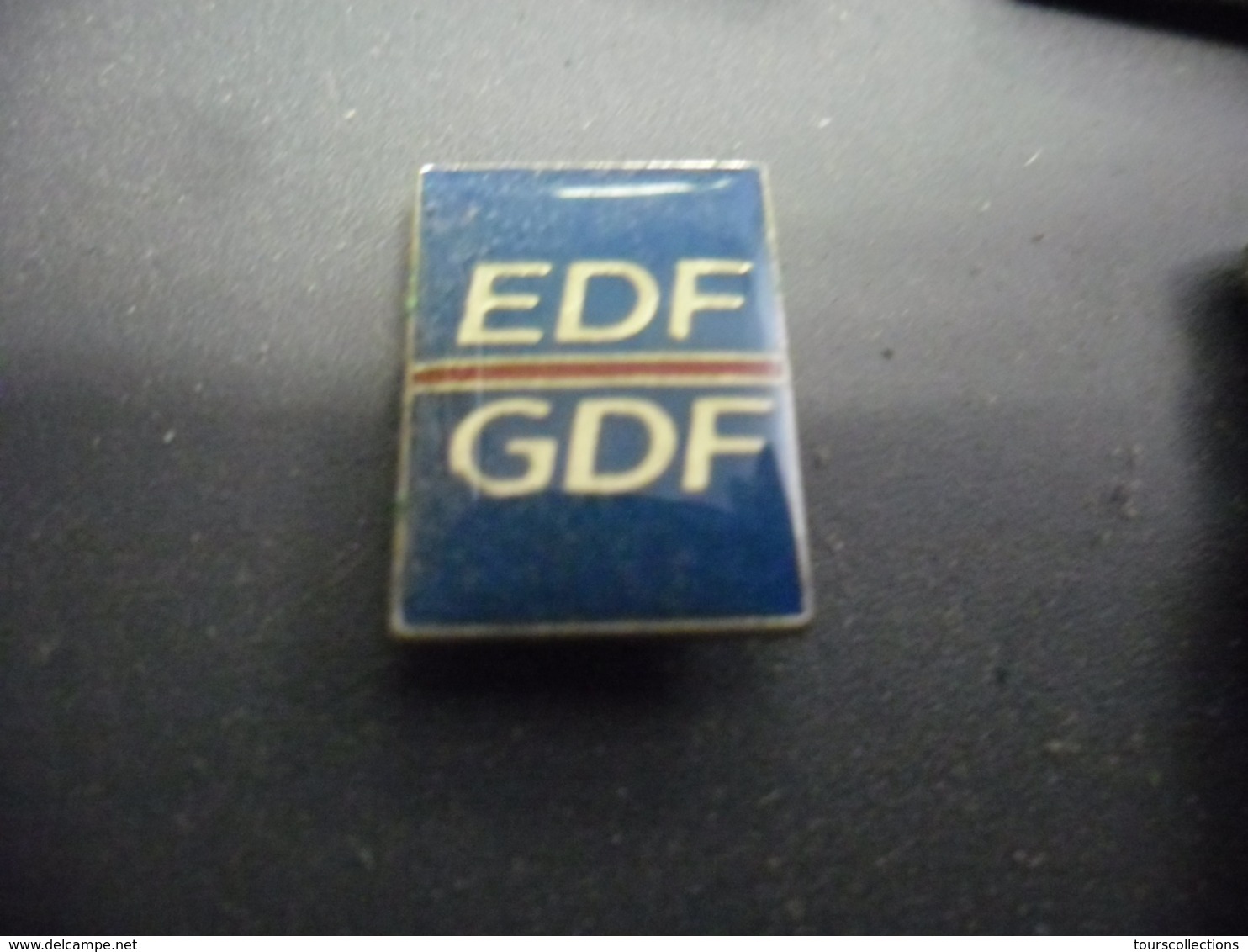 Pin's EDF GDF @ 18 Mm X 13 Mm - EDF GDF