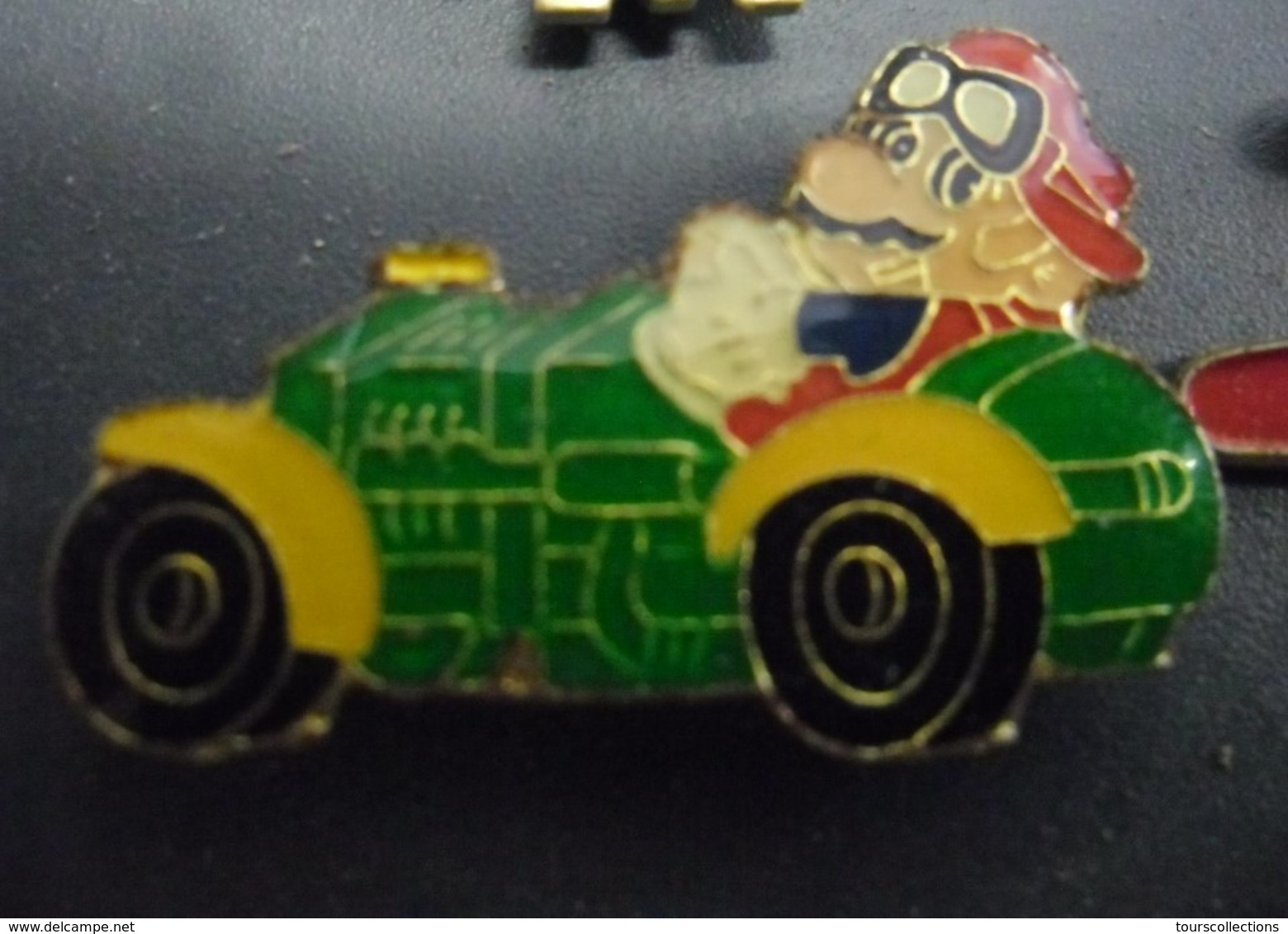 Grand Pin's MARIO BROSS Eu AUTO De Course - Super Nintendo @ 30 Mm X 20 Mm - Jeux