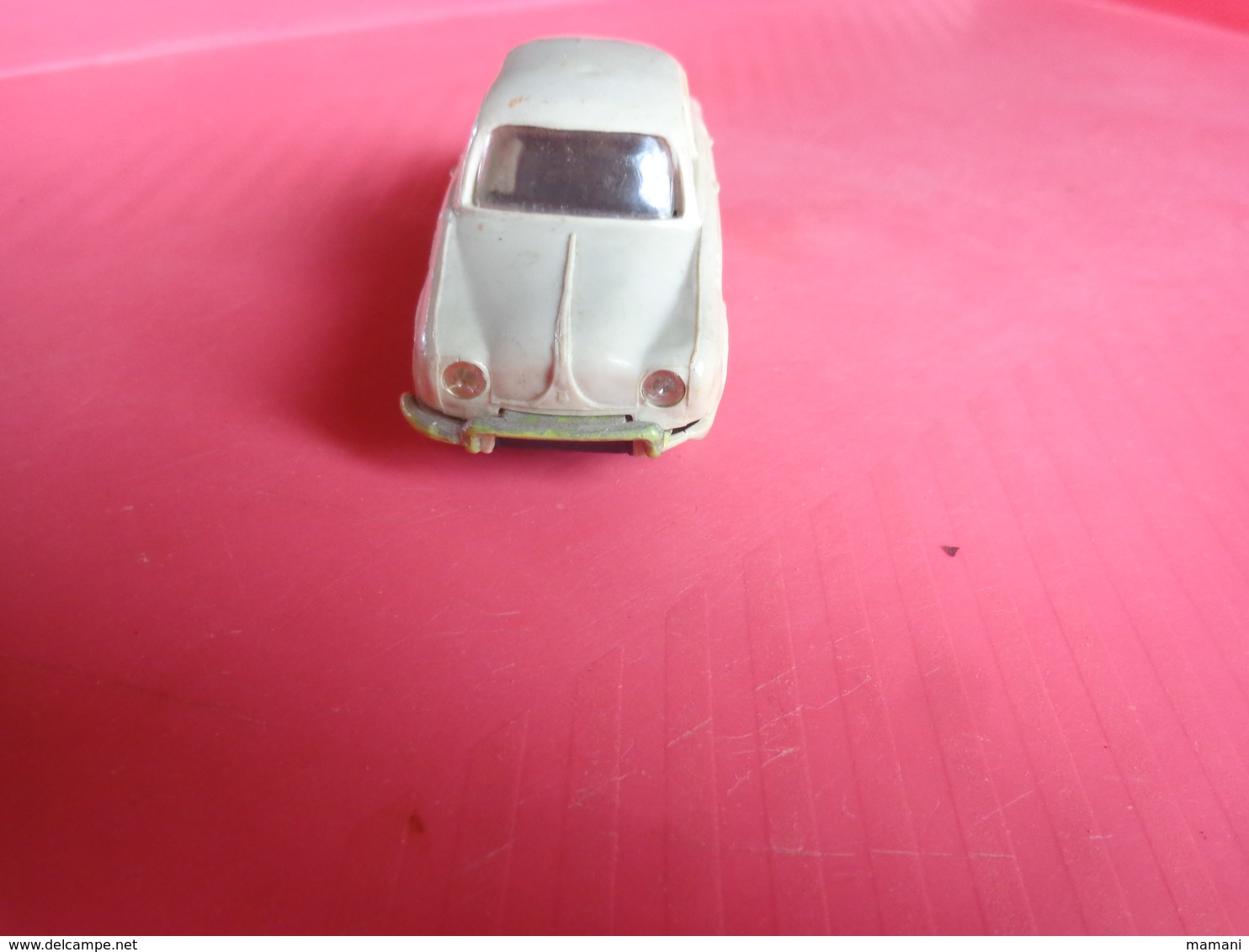 Voiture Dauphine Modele 13-norev Miniature - Toy Memorabilia