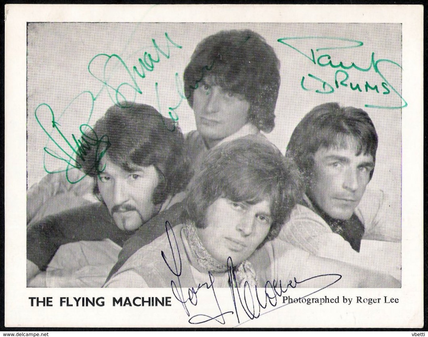 England: British Pop Band - The Flying Machine Signed Celebrity Photo - Autres & Non Classés