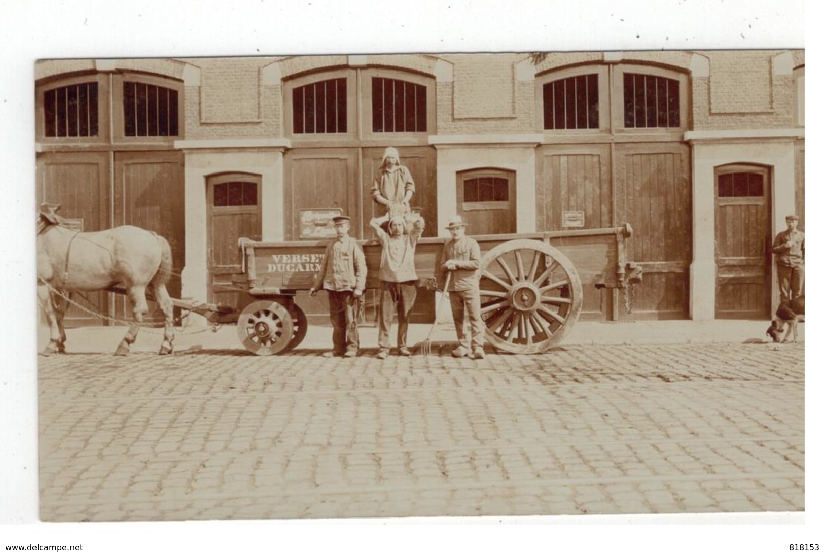 Briquettes De Lignite Fotokaart Te Identificeren - Autres & Non Classés