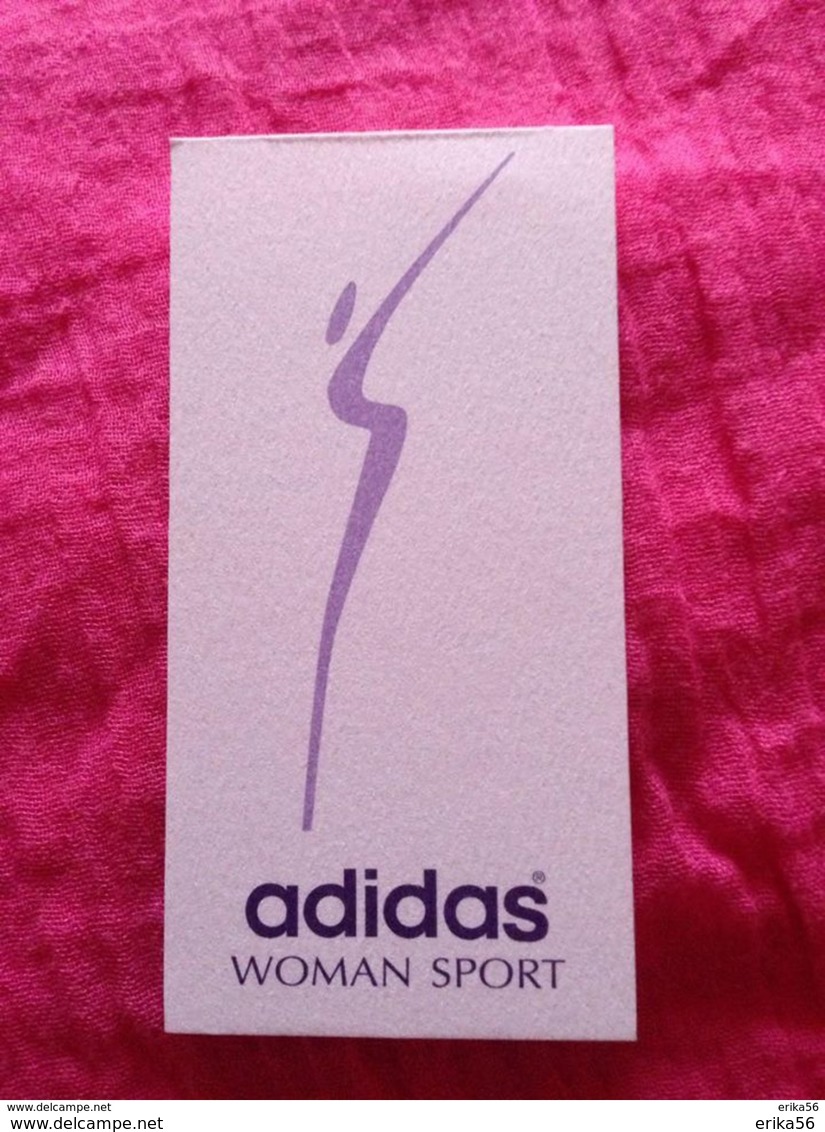 WOMAN SPORT  ADIDAS  3 Cartes (Hongrois) - Modernas (desde 1961)