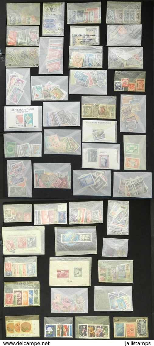 WORLDWIDE: Box With SEVERAL THOUSANDS Stamps (mostly Mint, They Can Be MNH, Lightly Hinged Or Without Gum) Classified By - Sonstige & Ohne Zuordnung