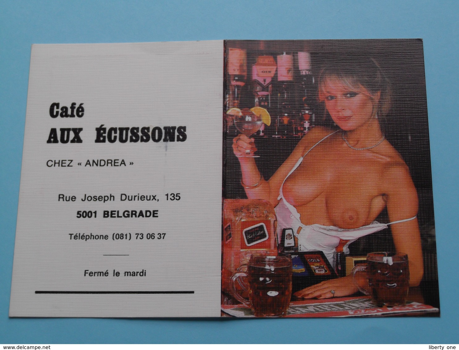 Café AUX ECUSSONS Chez Andrea > 5001 Belgrade () 1988 (Femme Nude / Naakt / Naked) ( Zie/voir Photo Svp ) ! - Petit Format : 1981-90