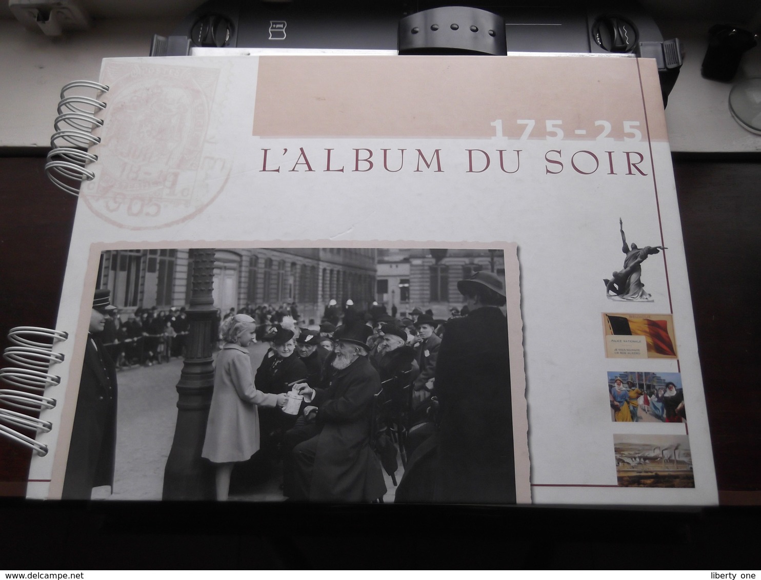 L'ALBUM DU SOIR ( 175-25 ) > 176 Carte Postale > Livret COMPLET ( Le Soir ) Anno 2005 ( Zie / Voir Photo ) ! - Colecciones Y Lotes