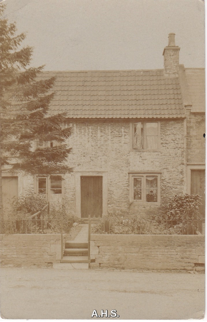 Gloucestershire; Old Real Photo Postcard Of Unidentified House. Chipping Sodbury.??? - Other & Unclassified