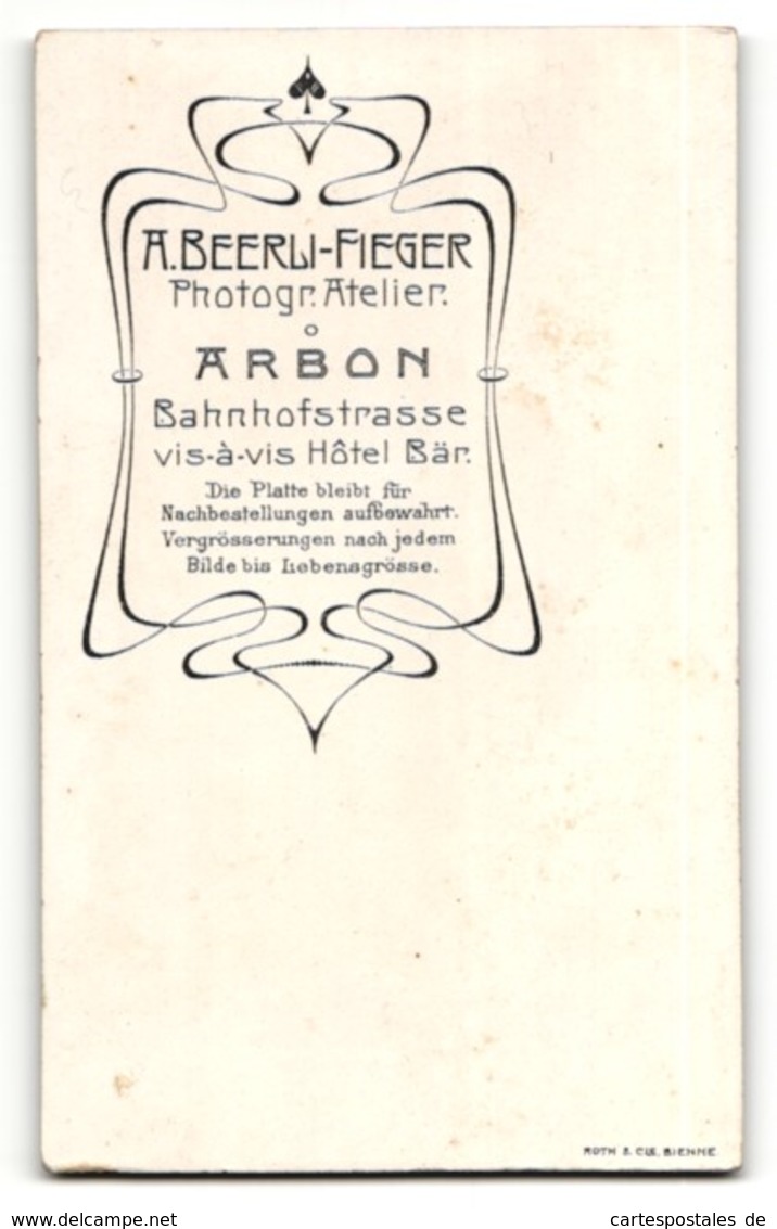 Fotografie A. Beerli-Fieger, Arbon, Portrait Charmanter Herr Mit Zwirbelbart U. Krawatte Im Anzug - Anonyme Personen