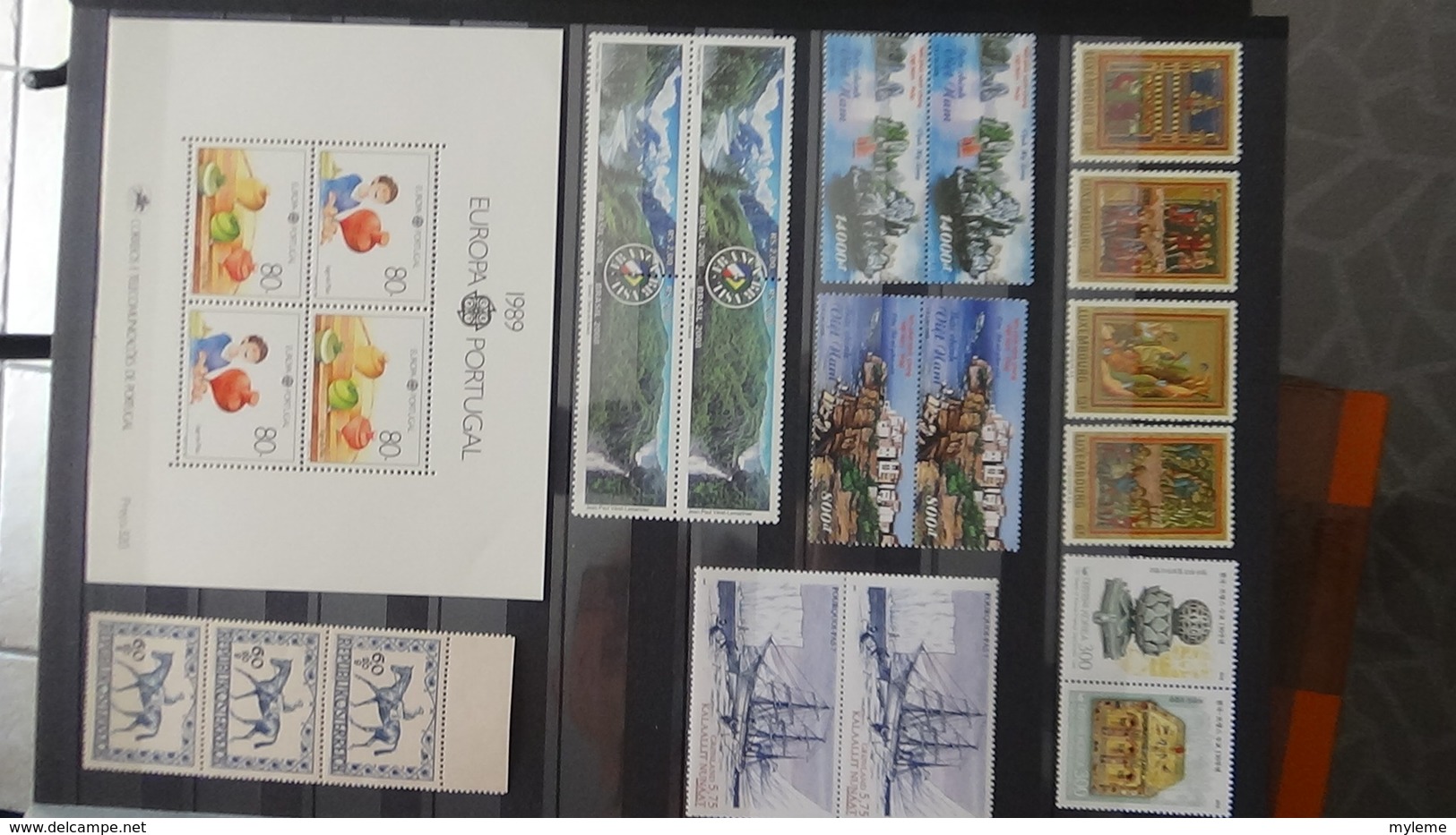 Belle collection de timbres et blocs ** du monde dont belle thématique sur les champignons. Très sympa !!!