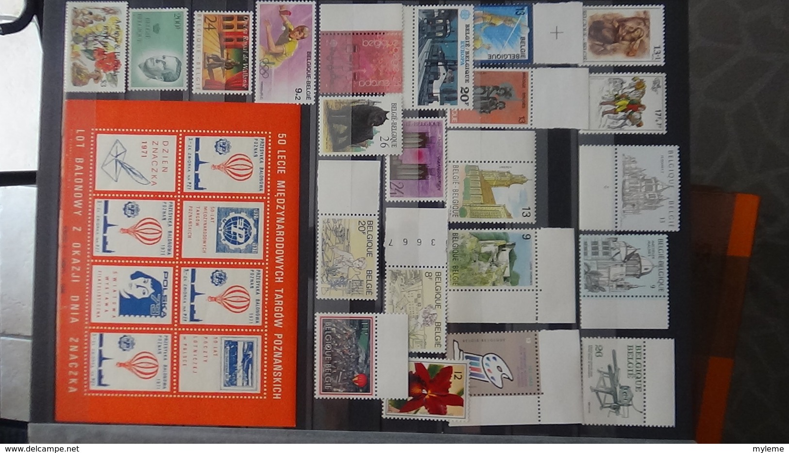 Belle collection de timbres et blocs ** du monde dont belle thématique sur les champignons. Très sympa !!!