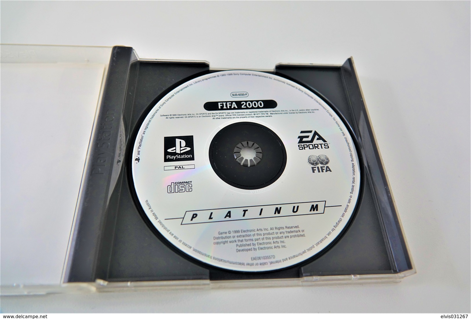 SONY PLAYSTATION ONE PS1 : EA FIFA 2000 PLATINUM - Playstation