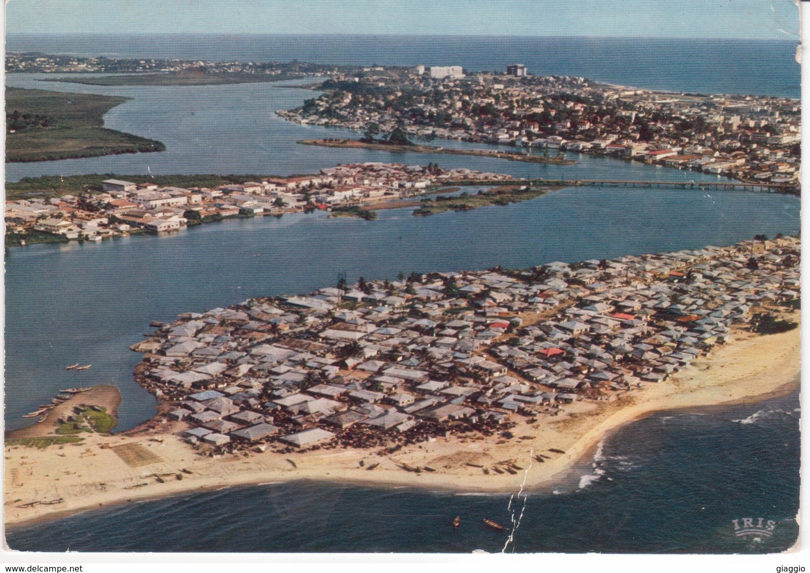 °°° 13360 - LIBERIA - MONROVIA - FANTI VILLAGE - 1966 °°° - Liberia