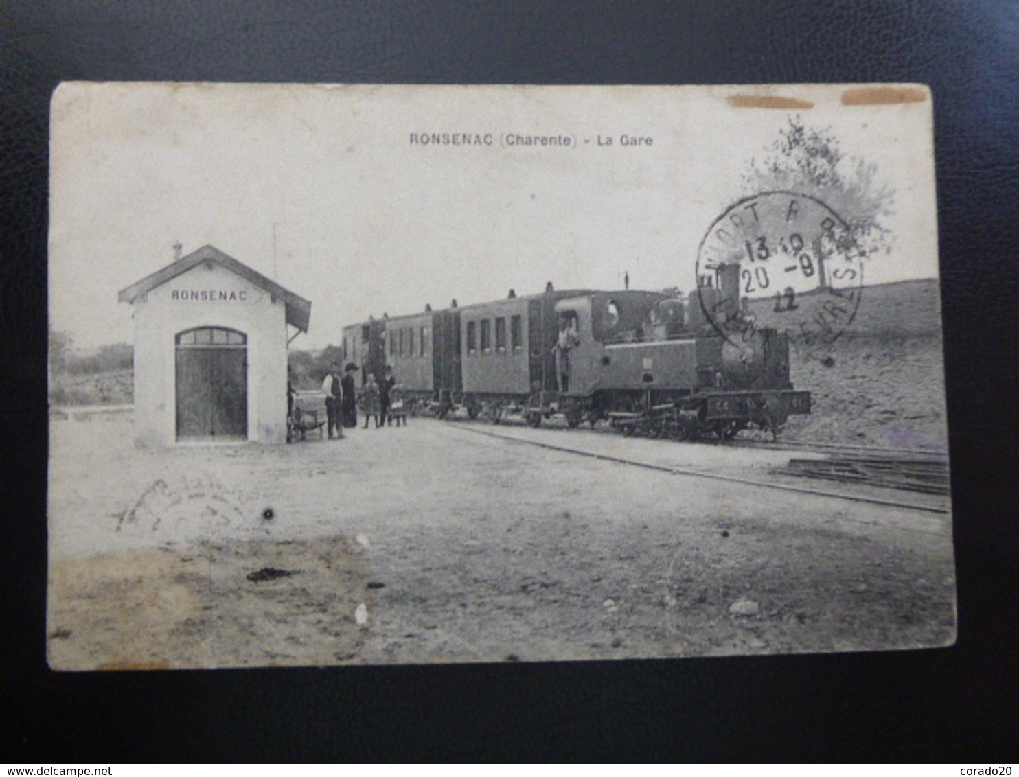 RONSENAC (Charente) La Gare Avec Train Et Animation - Autres & Non Classés