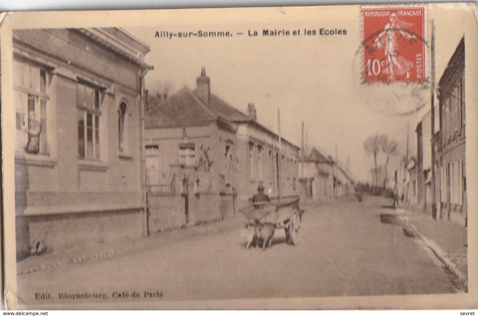 AILLY-sur-SOMME. - La Mairie Et Les Ecoles. Attelage. Carte RARE - Ailly Le Haut Clocher
