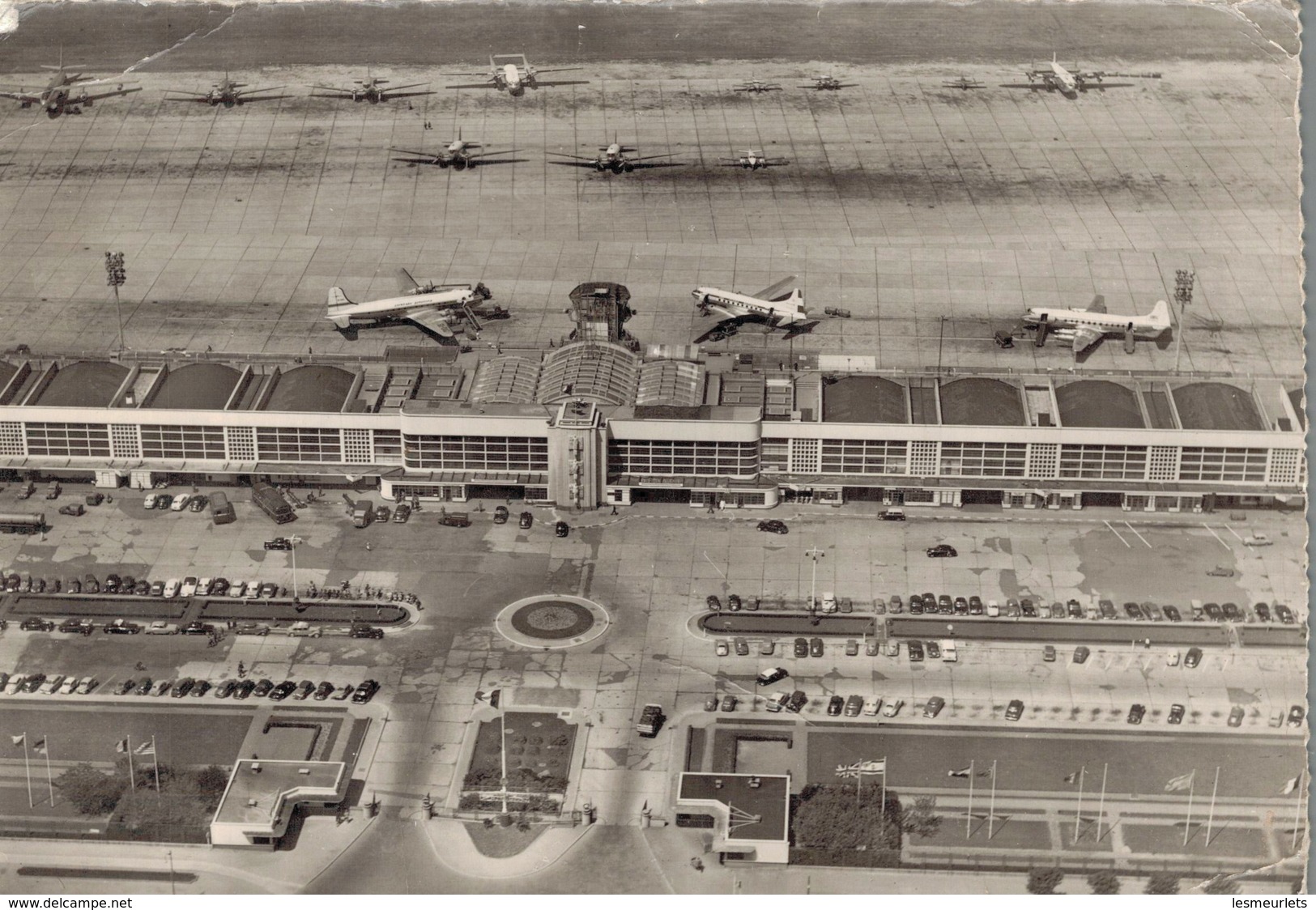 Cpa Le Bourget_ L'aeroport De Paris_ Aero-Photo, 19 Rue Sevigne, Paris. - Autres & Non Classés