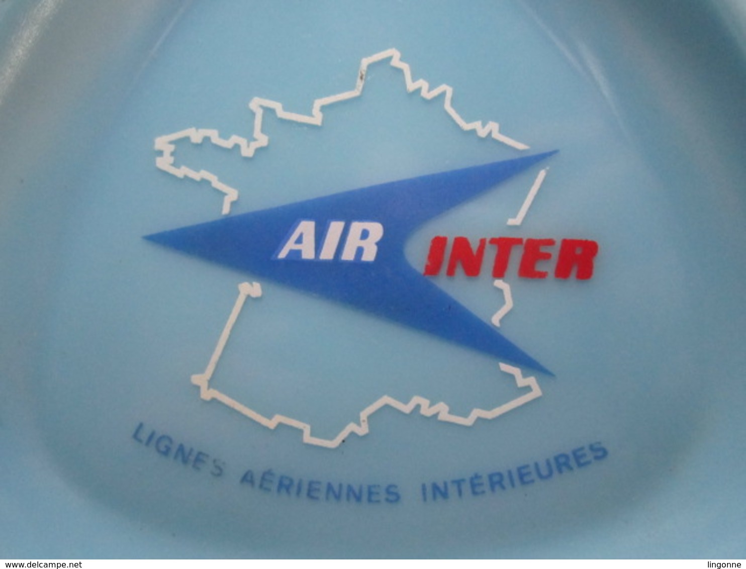 Ancien Cendrier Vide Poche   AIR INTER Compagnie Aérienne  En Opaline Diametre 13 Cm Env - Autres & Non Classés